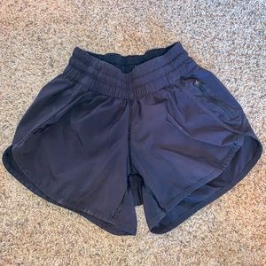 Lululemon Tracker V Shorts 4”